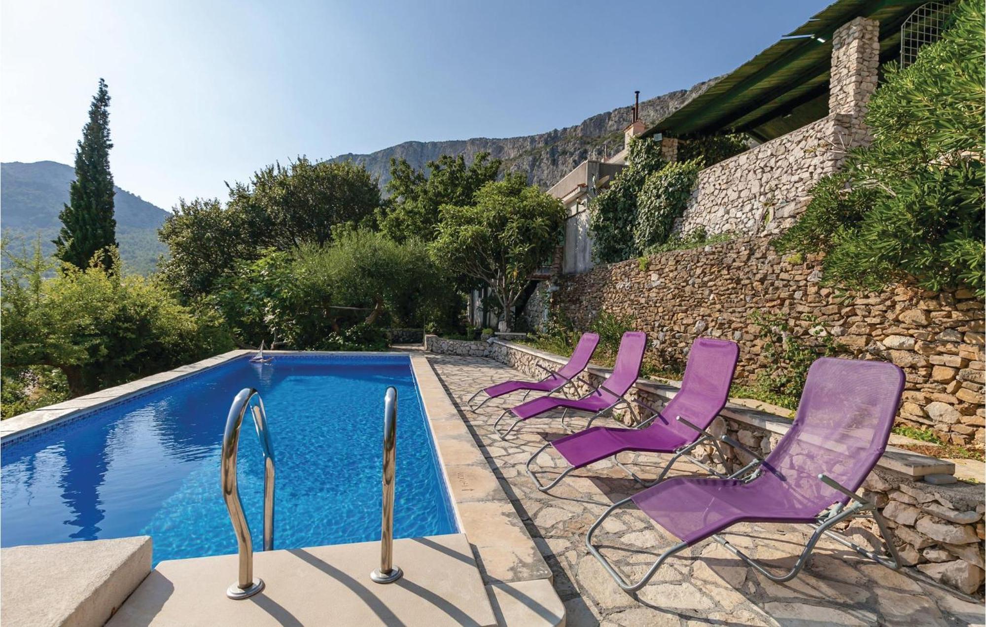 Gorgeous Home In Klis With Wifi Bobani Exterior foto